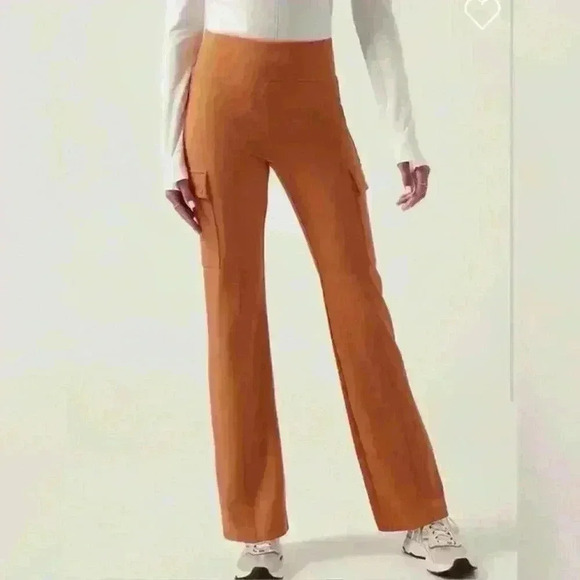 Athleta High-Waisted Flare Cargo Pants in Terracotta Orange Athleisure Style - Picture 2 of 9